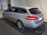Begagnad Peugeot 308 SW Allure 131 HK (96 kW) 2021 Grå Kombi