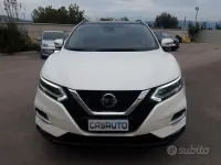 Usata Nissan Qashqai N-Connecta 110 CV (80 kW) 2018 Bianco SUV