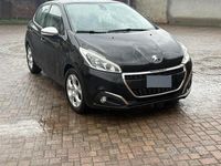 Usata Peugeot 208 Allure 82 CV (60 kW) 2016 Utilitaria