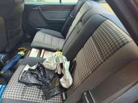 Usata Mercedes 200 Sportline 122 CV (89 kW) 1990 Nero Berlina