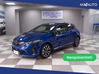 Usata Renault Clio V Techno 91 CV (66 kW) 2025 Blu Berlina