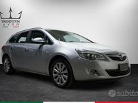 Usata Opel Astra 125 CV (91 kW) 2011 Argento Station wagon