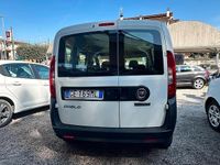 Usata Fiat Doblò Lounge 95 CV (69 kW) 2021 Bianco Monovolume