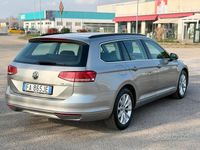 Usata VW Passat Comfortline 120 CV (88 kW) 2015 Grigio Station wagon