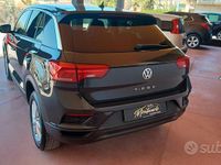 Usata VW T-Roc Advance 116 CV (85 kW) 2018 Grigio SUV