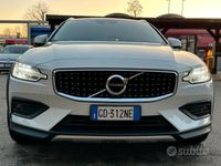 usata Volvo V60 CC pro line b4 awd