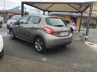 Usata Peugeot 208 Allure 82 CV (60 kW) 2014 Utilitaria