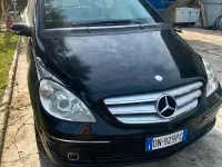 Usata Mercedes B180 109 CV (80 kW) 2008 Nero Monovolume
