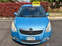 Usata Opel Agila 65 CV (47 kW) 2009 Blu Utilitaria