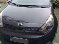 Usata Kia Rio 75 CV (55 kW) 2013 Grigio Berlina