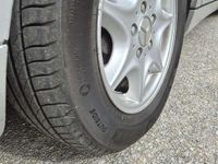 Usata Mercedes C220 Classic 143 CV (105 kW) 2003 Argento Berlina