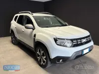 Usata Dacia Duster Journey 116 CV (85 kW) 2023 Bianco pastello SUV