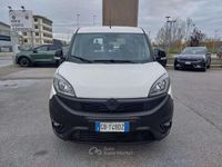 Begagnad Fiat Doblò 95 HK (69 kW) 2020 Vit Minibuss
