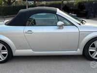 Usata Audi TT Roadster 180 CV (132 kW) 2000 Grigio Cabrio