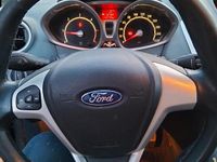 Usata Ford Fiesta 73 CV (53 kW) 2009 Nero Utilitaria
