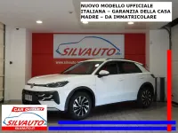 Nuova VW T-Roc Life 116 CV (85 kW) 2026 Canary yellow SUV