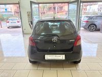 Usata Toyota Yaris 69 CV (50 kW) 2007 Nero Berlina