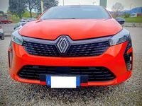 Usata Renault Clio V Evolution 91 CV (66 kW) 2024 Arancione Berlina