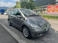 Usata Mercedes A200 Classic 136 CV (100 kW) 2005 Grigio Monovolume