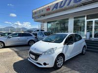 Usata Peugeot 208 Active 82 CV (60 kW) 2013 Bianco Utilitaria