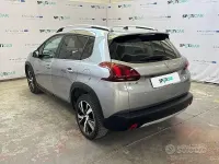 Usata Peugeot 2008 Allure 110 CV (80 kW) 2019 Grigio SUV