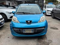 Usata Peugeot 107 68 CV (50 kW) 2007 Blu Utilitaria