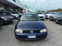Usata VW Golf IV Comfortline 101 CV (74 kW) 2003 Blu/azzurro Berlina