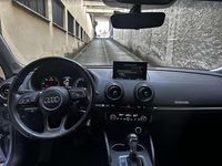Usata Audi A3 84 CV (61 kW) 2018 Argento Berlina