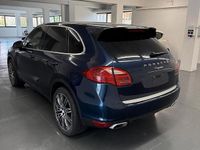 Usata Porsche Cayenne 2011 Blu SUV