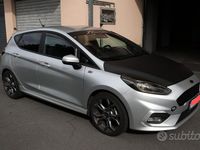 Usata Ford Fiesta ST-Line 125 CV (91 kW) 2021 Grigio Utilitaria