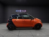 Usata Smart ForFour Prime 90 CV (66 kW) 2017 Giallo Utilitaria