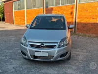 Usata Opel Zafira 150 CV (110 kW) 2012 Grigio Monovolume