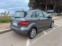 Begagnad Mercedes 180 109 HK (80 kW) 2009 Sedan
