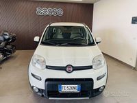 Usata Fiat Panda 4x4 S 86 CV (63 kW) 2016 Bianco Utilitaria