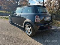 Usata Mini ONE 75 CV (55 kW) 2009 Nero Utilitaria