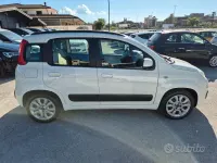 Usata Fiat Panda Lounge 75 CV (55 kW) 2013 Bianco Utilitaria