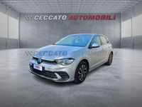 Usata VW Polo Life 95 CV (69 kW) 2023 Argento Utilitaria