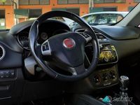 Usata Fiat Punto 85 CV (62 kW) 2012 Rosso Utilitaria