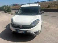 Usata Fiat Doblò 105 CV (77 kW) 2019 Bianco Monovolume