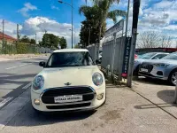 Usata Mini Cooper 75 CV (55 kW) 2017 Beige Utilitaria