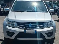 Usata Suzuki Grand Vitara 129 CV (94 kW) 2013 Grigio SUV