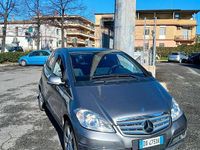 Usata Mercedes A200 140 CV (102 kW) 2009 Grigio Monovolume