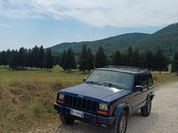 Second-hand Jeep Cherokee 116 CP (85 kW) 2000 Albastru SUV