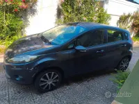 Usata Ford Fiesta 82 CV (60 kW) 2009 Berlina