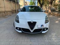 Usata Alfa Romeo Giulietta Super 120 CV (88 kW) 2017 Bianco Berlina
