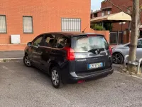 Usata Peugeot 5008 Active 112 CV (82 kW) 2012 Bluazzurro Monovolume