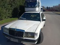 Usata Mercedes 190 122 CV (89 kW) 1984 Berlina