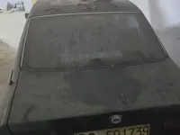 Usata Lancia Dedra 90 CV (66 kW) 1990 Verde Berlina