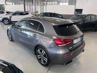 Usata Mercedes A180 Business 109 CV (80 kW) 2018 Grigio Berlina