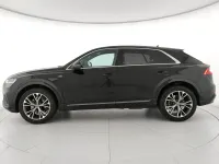 Usata Audi Q8 Sport 286 CV (210 kW) 2019 A1 nero intenso SUV